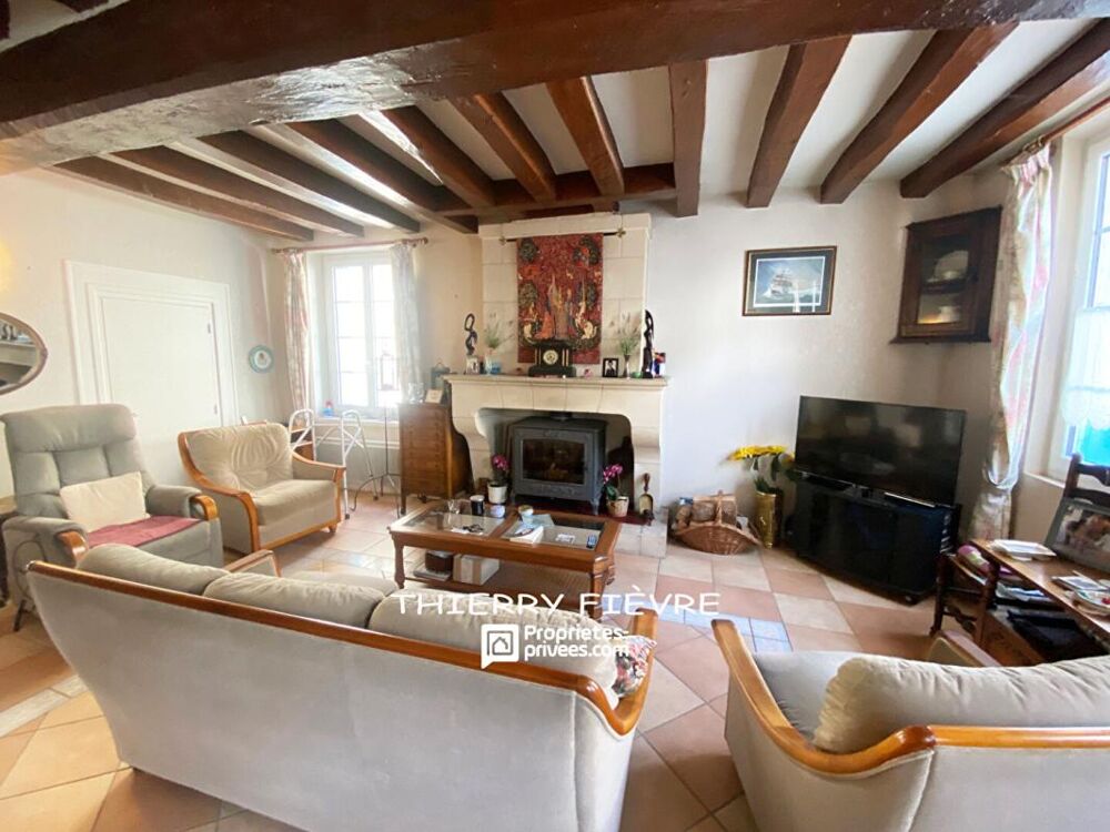 A VENDRE - 37140 CHOUZÉ SUR LOIRE Maison de village avec vue Loire de 110 m2
