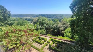  Propriété/château à vendre 8 pièces 157 m²