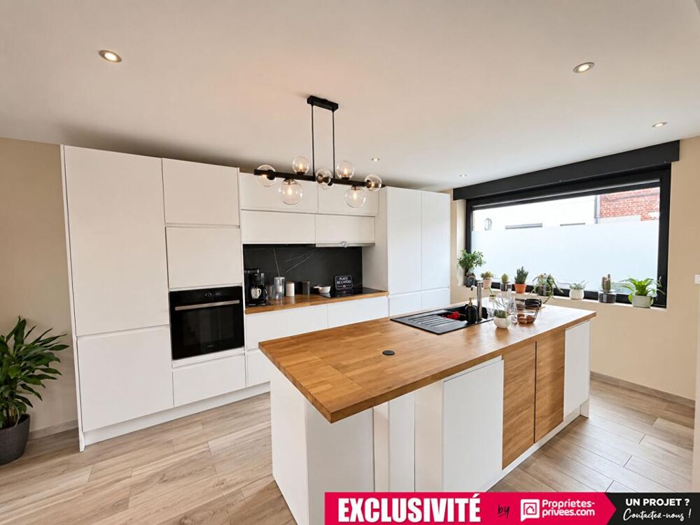 Vente Maison Semi Individuelle - 5 chambres - cave - jardin - garage -130 m2 Perenchies