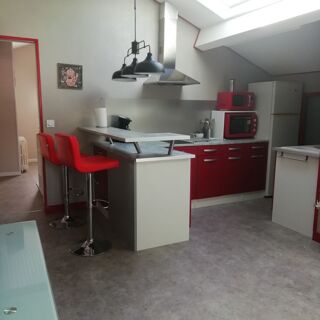  Appartement à louer 1 pièce 50 m²