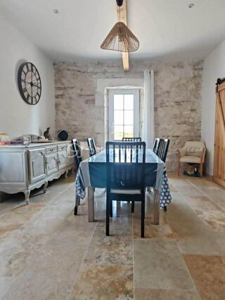  Propriété/château à vendre 10 pièces 300 m²