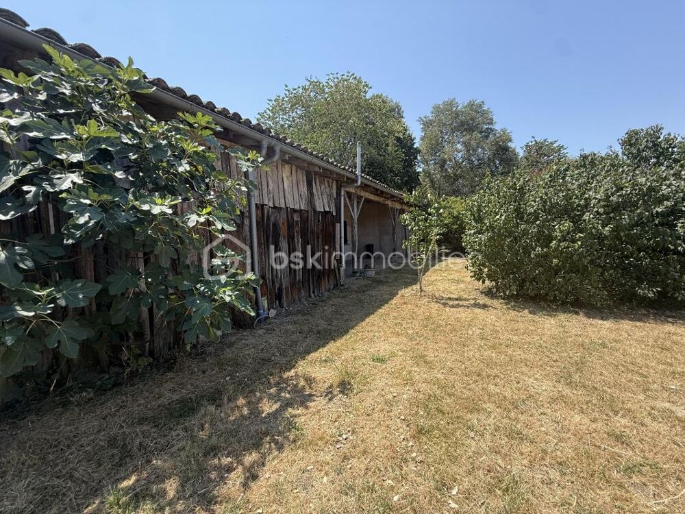 SEGOUFIELLE, ancienne ferme à rénover