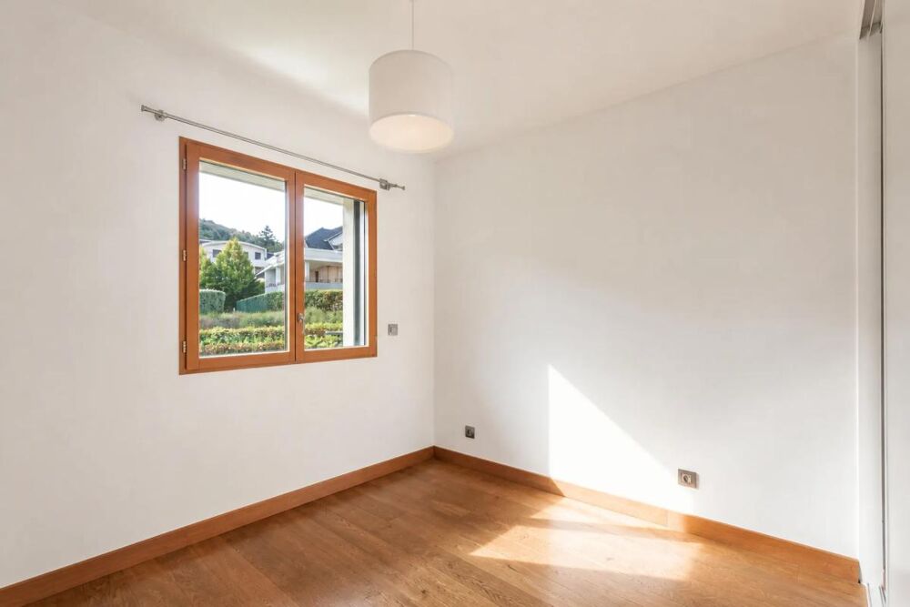 à vendre  Appartement Divonne-les-Bains (01220)