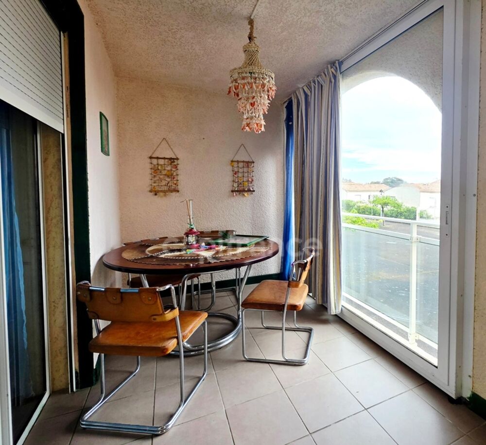 Appartement T2 dans résidence avec piscine et pieds dans l'eau