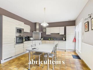  Maison à vendre 8 pièces 260 m²