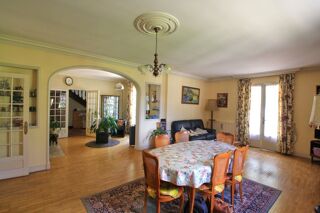  Maison à vendre 8 pièces 220 m²