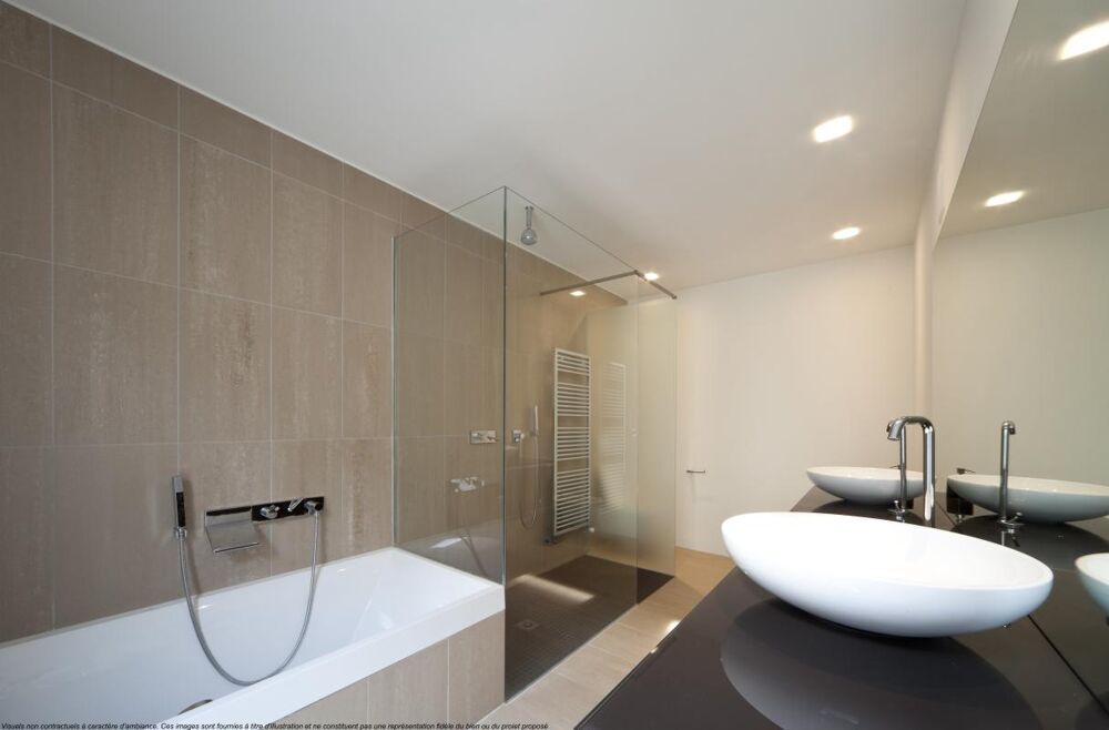 Vente Appartement Idéalement situé - 3 pièces LUMINEUX + GRAND BALCON - Bordeaux