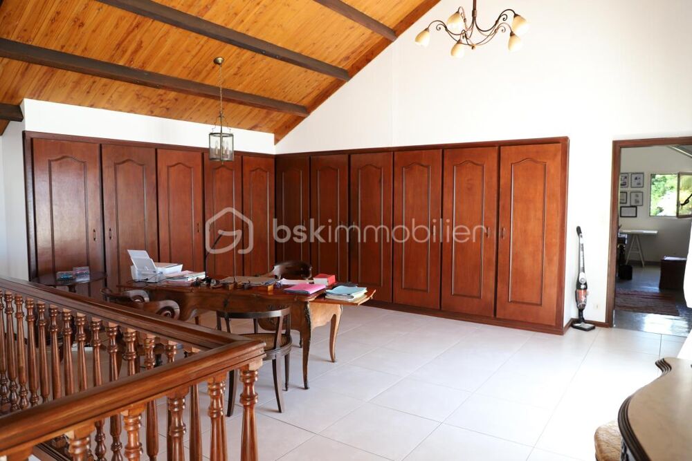 � vendre  Villa Saint-Denis (97400)