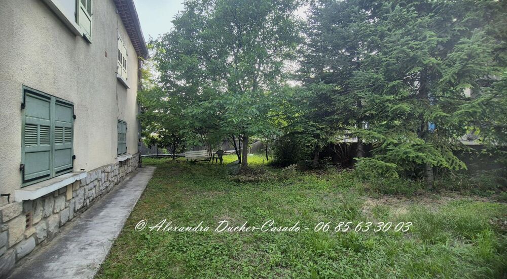 Maison avec 2 logements au coeur de Peyruis