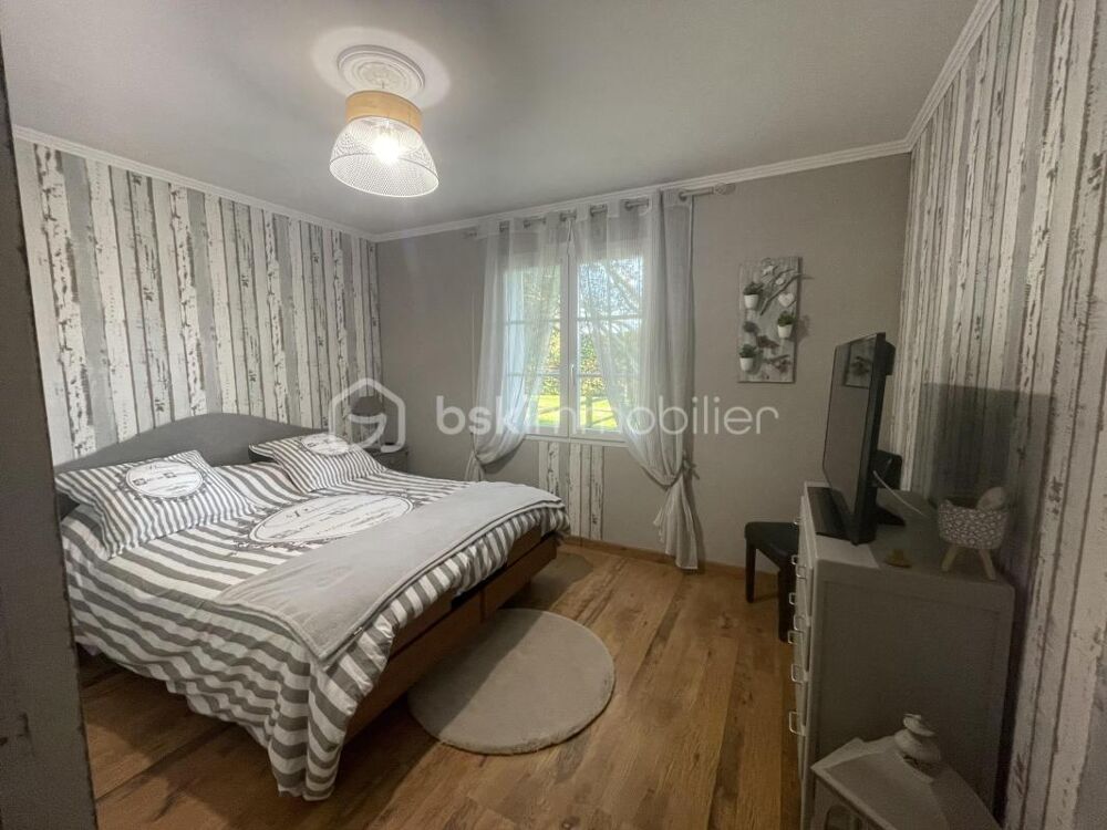 À VENDRE  Maison 7 pièces 183 m2 LE FENOUILLER avec possibilité activité gîte, proche de Saint-Gilles-Croix-de-Vie