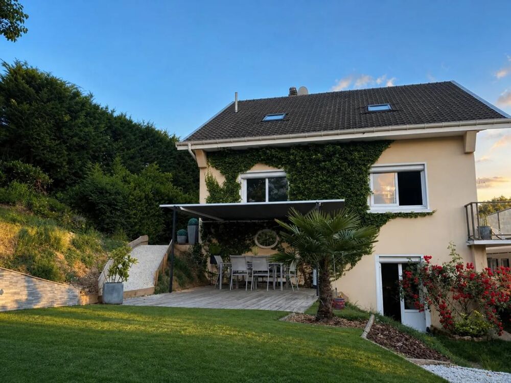 Vente Maison Maison de 8 pièces de 140 m² située à Four Four