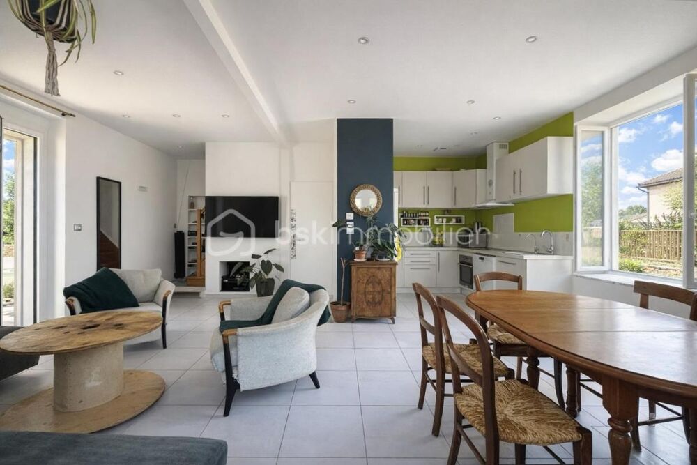 Vente Maison Maison familiale 5 chambres – Brindas, limite Craponne – Terrasse XXL & jardin Brindas