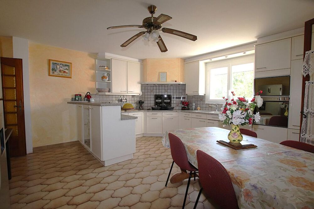 à vendre  Villa Le Bosc (34700)