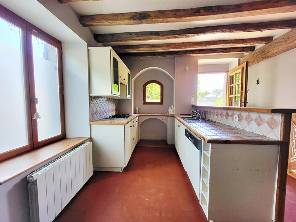 Maison en pierre 6 pièces, jardin et piscine !
