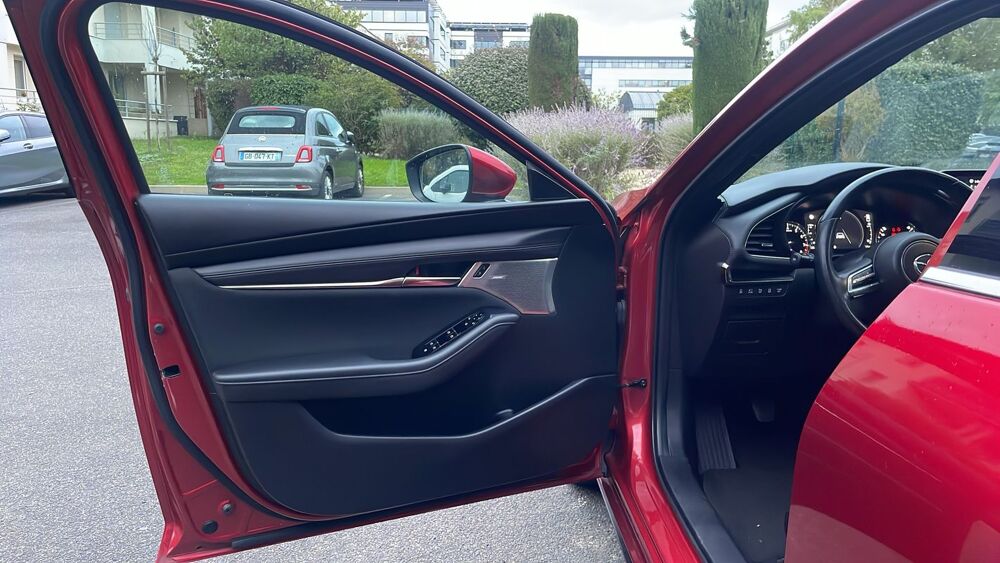 Mazda3 5 PORTES 2.0 Skyactiv-G M 122 Sportline 2021 occasion 37200 Tours