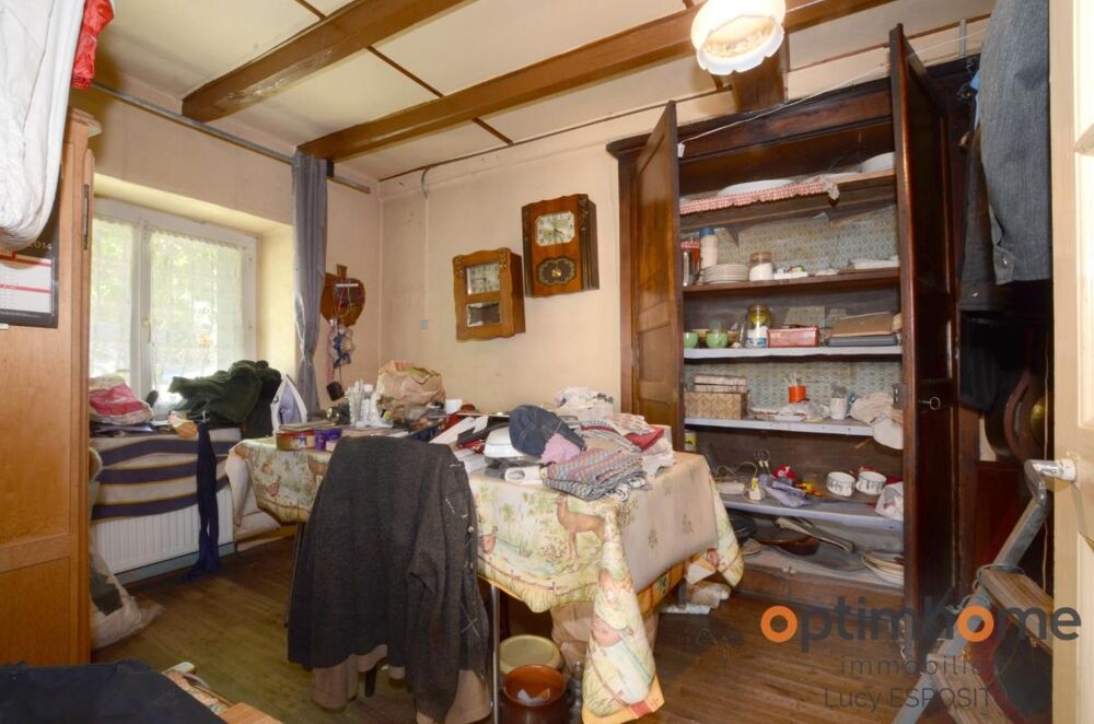 ? Ensemble immobilier avec énorme potentiel  Nieuil (Charente) ?