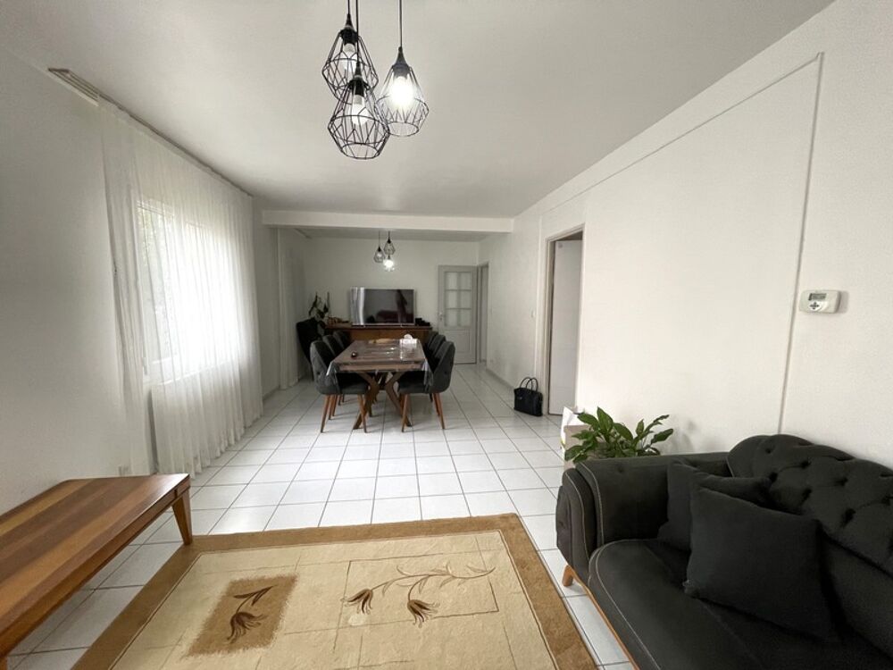Maison 88 m² vendue avec locataire en place  3 chambres, garage et jardin