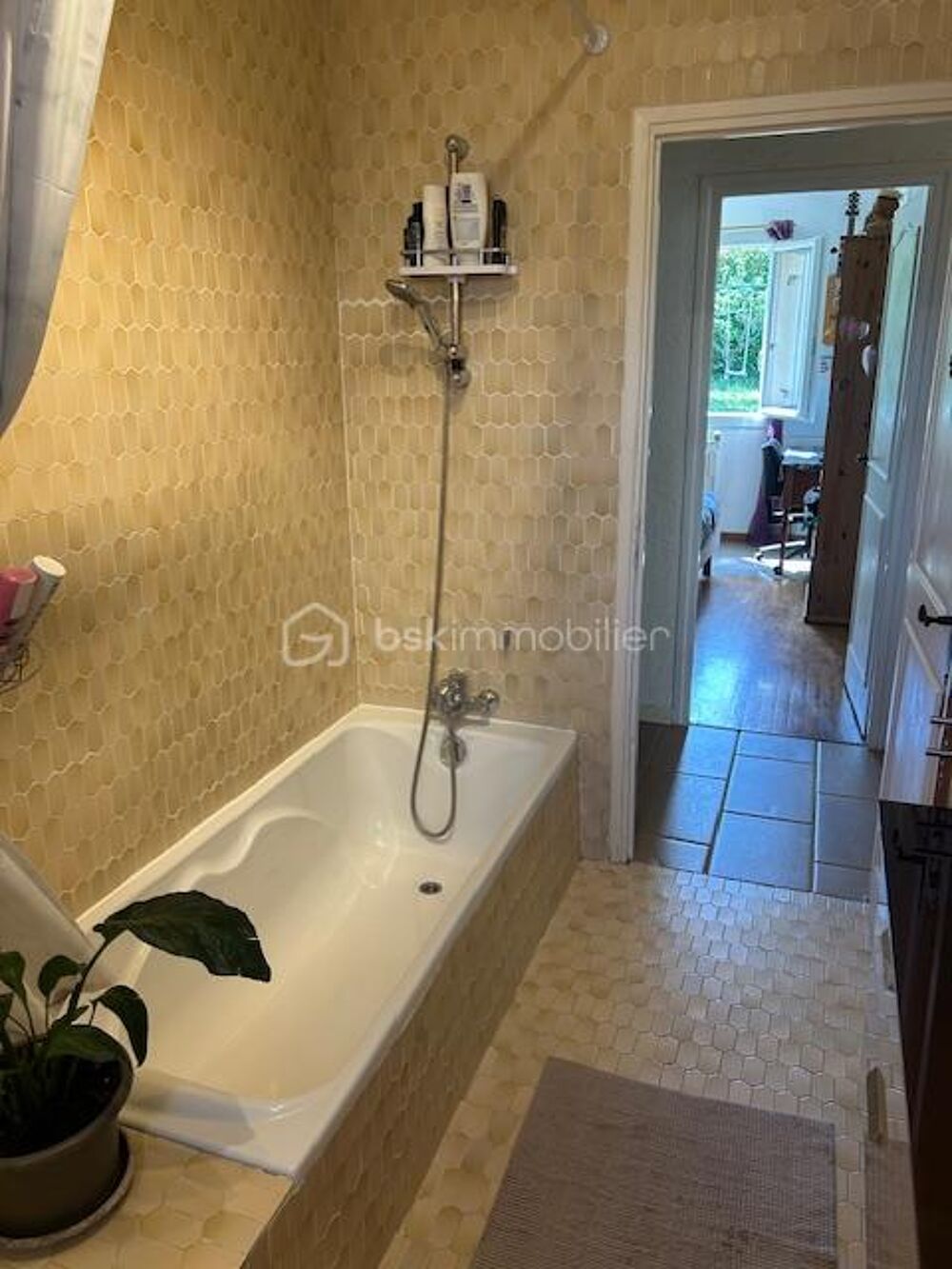 à vendre  Propriété/château Mimet (13105)