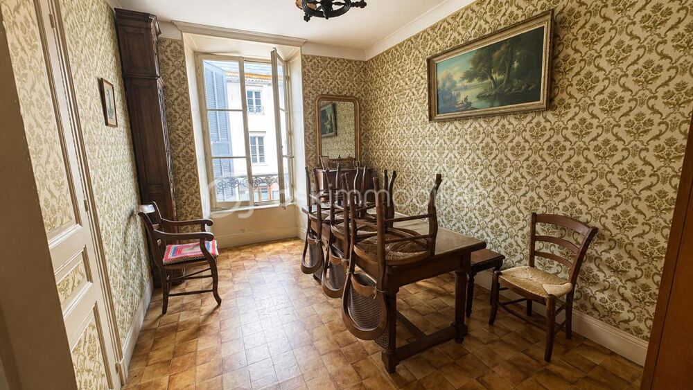 LA MURE - Appartement 3 pièces 90 m² avec jardin à rénover