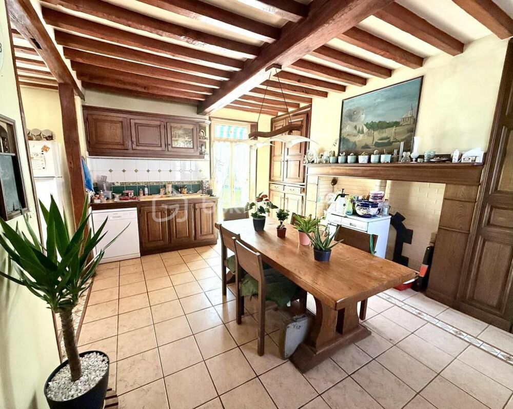 Vente Maison Bâtisse Ancienne avec 5 Chambres + Dépendances Berneuil en bray