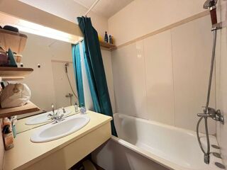  Appartement à louer 2 pièces 33 m²
