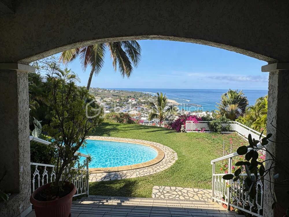 Vente Villa À vendre – Villa vue panoramique à St Gilles les bains Saint paul