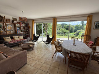  Maison  vendre 10 pices 180 m