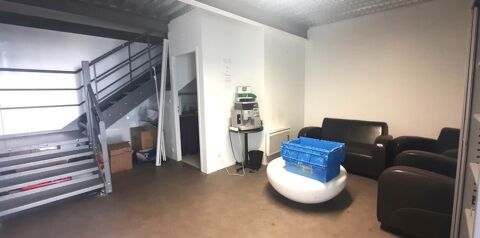   ocaux professionnels - bureaux 140 m², à louer – Périgny (zone d'activités) 