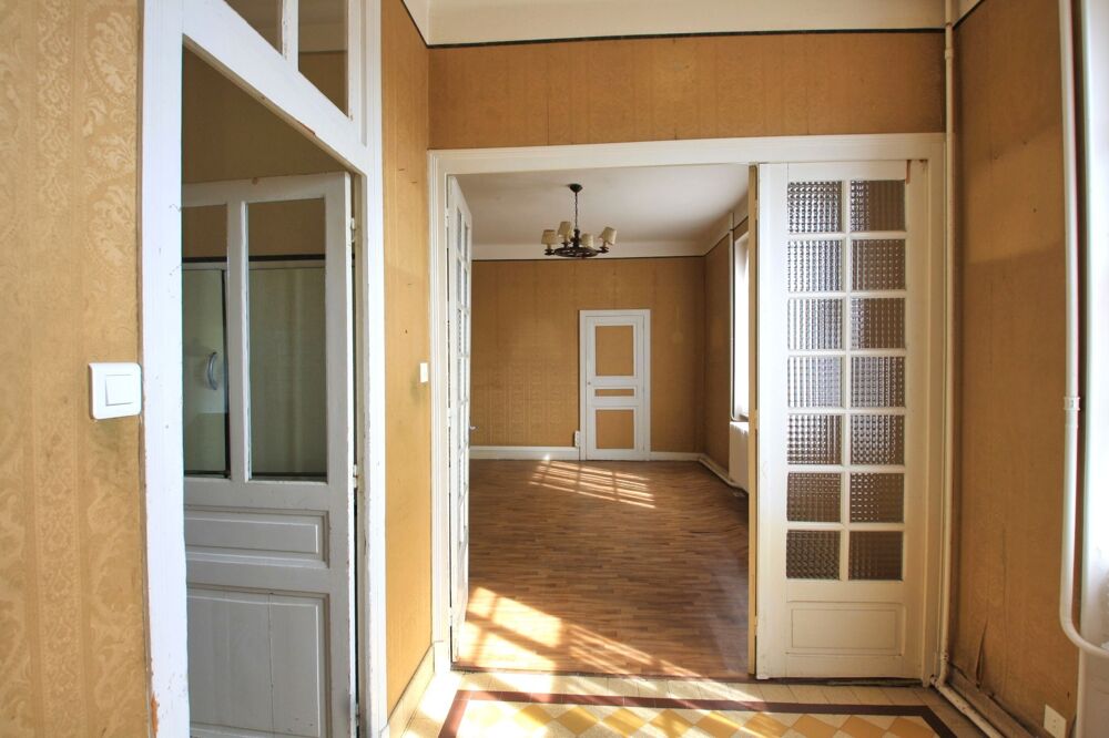 Vente Maison Maison 3 chambres, avec studio indépendant, sur un terrain clos de 1100 m² Dompierre sur besbre