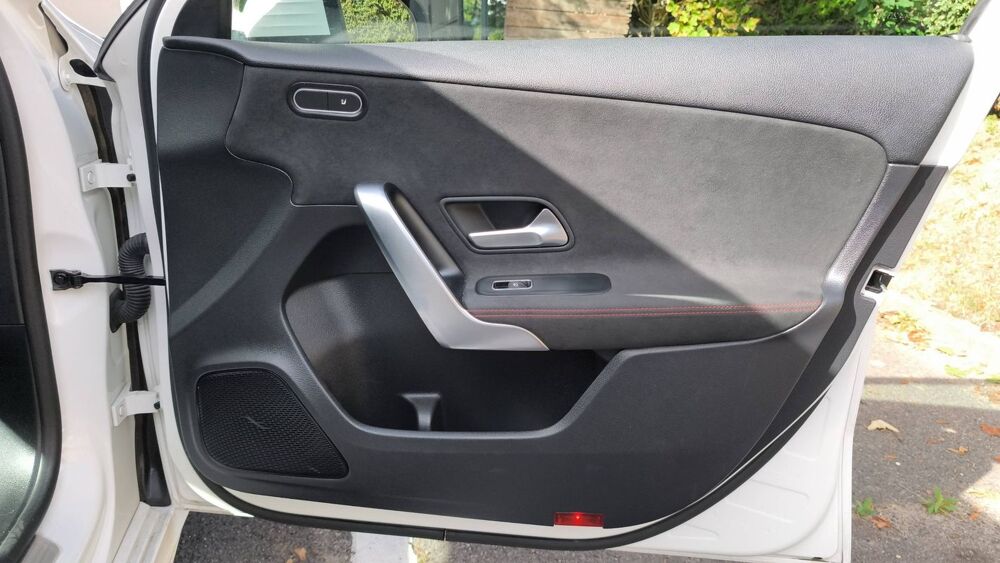 Classe A 180 136 7G-DCT AMG Line - Entretien constructeur Toit ouvran 2021 occasion 95590 Nointel