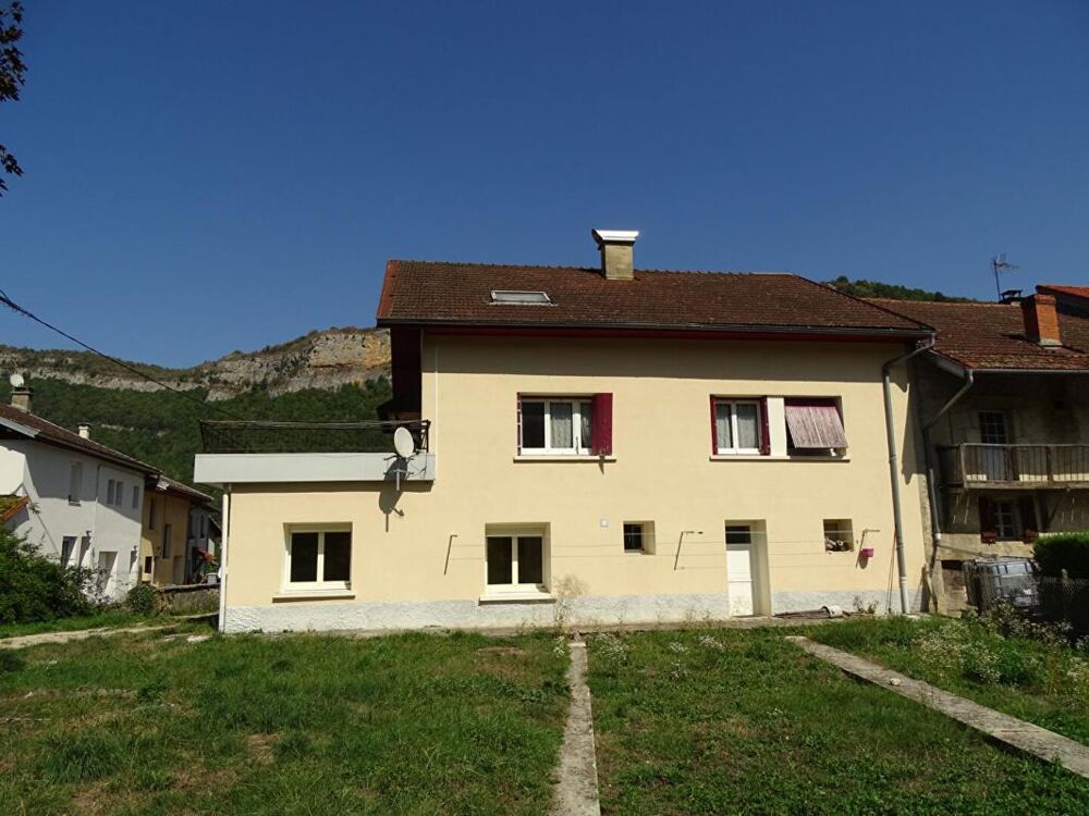 Vente Maison Maison Vaux Les St Claude 6 pièce(s) 185 m2 avec garage et terrain Vaux les saint claude