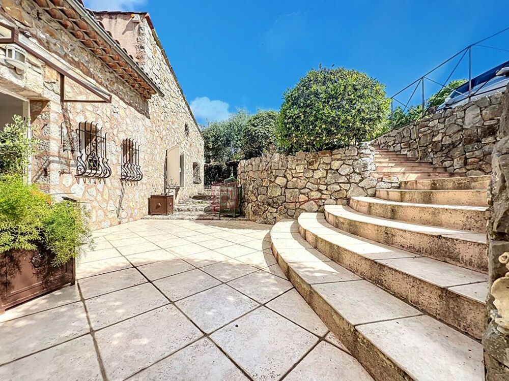  vendre  Villa Auribeau-sur-Siagne (06810)