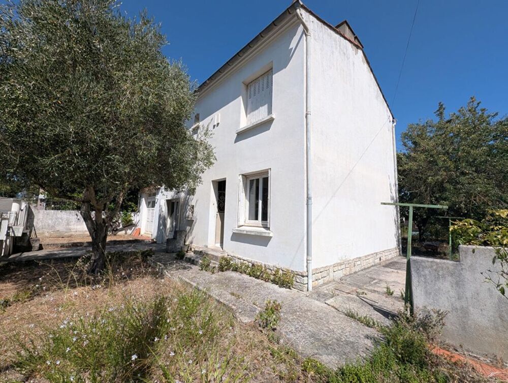 Villa T 5 Centre ville Castelandary avec jardin et garage