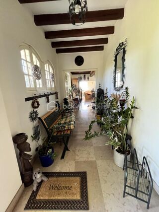  Propri�t�/ch�teau � vendre 9 pi�ces 258 m�