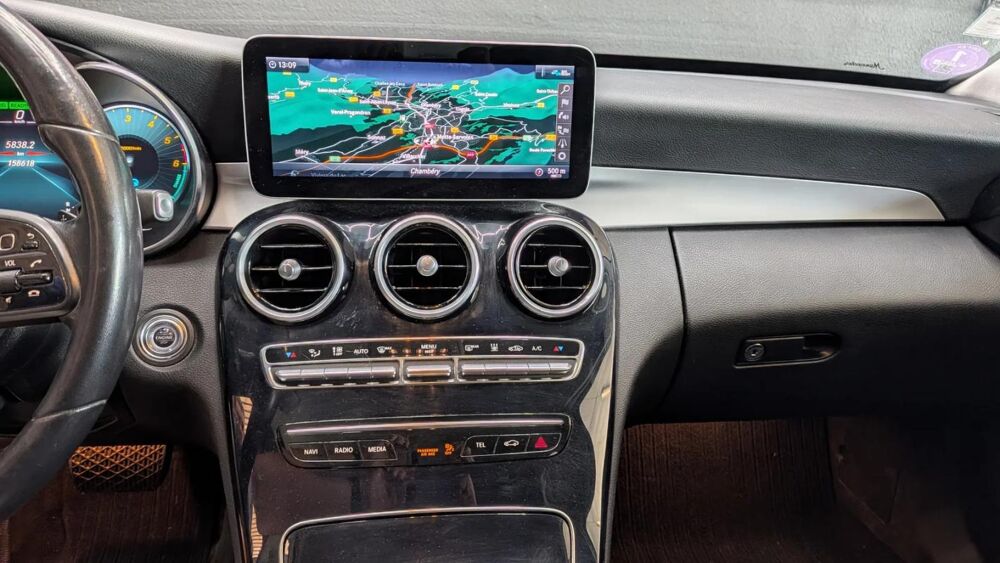 Classe C BENZ BREAK 300 DE 194+122CH AVANTGARDE LINE MERCEDES-BENZ 2020 occasion 73000 Chambery