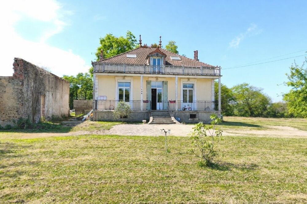 Maison à vendre 6 pièces, 215 m² habitables à AIRE SUR L'ADOUR (40)