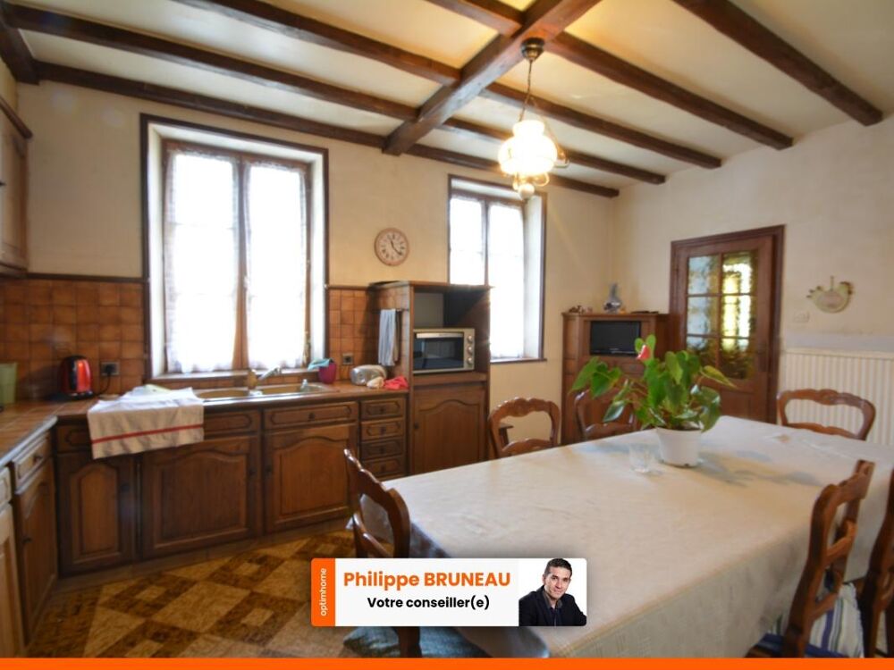 Vente Maison Maison de caractère à Douains – 3 chambres, dépendances et terrain Douains
