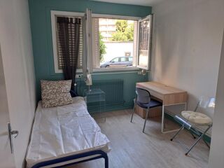  Appartement à louer 4 pièces 70 m²