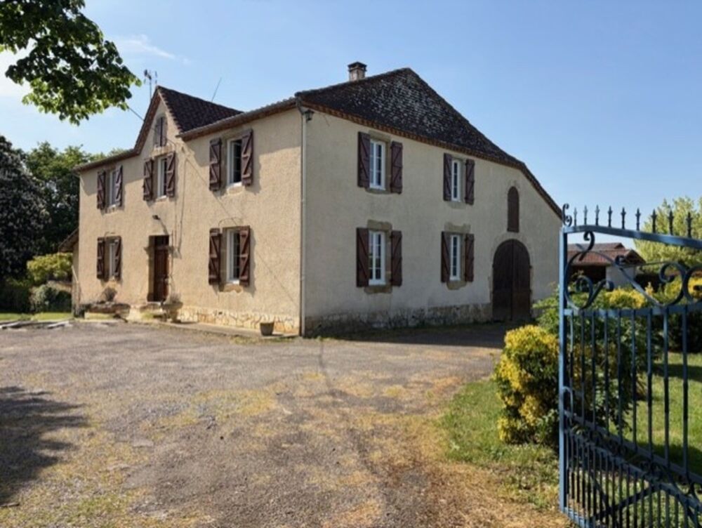PLAISANCE du Gers (32) proche, BELLE PROPRIETE RURALE, 5 chambres, dépendances, CALME, sans vis à vis, terrain environ 4000m2 en