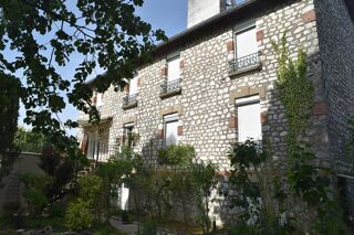  Maison à vendre 10 pièces 231 m²