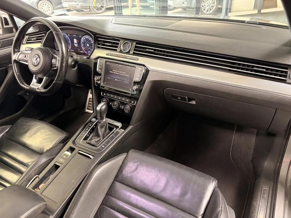 Passat Carat Edition 4Motion BMT/Start-Stop R-LINE 2016 occasion 17139 Dompierre-sur-Mer