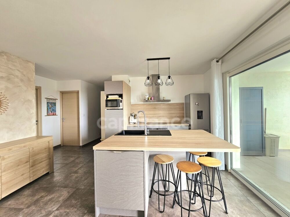 Vente Appartement Appartement T2 meublé de 54 m2 avec terrasse couverte à BASTIA (HAUTE CORSE) - Normes PMR Bastia