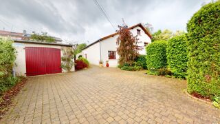  Villa  vendre 6 pices 137 m