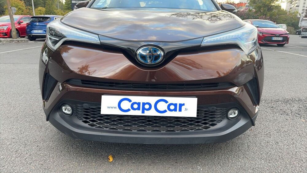 C-HR 1.8 VVT-i 122 Hybrid 2WD CVT 99 Distinctive - Automatique 2018 occasion 33000 Bordeaux