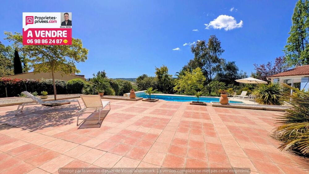 RARE Villa de plain-pied 4 chambres + studio .Terrain plat 2 400 m² et grande piscine