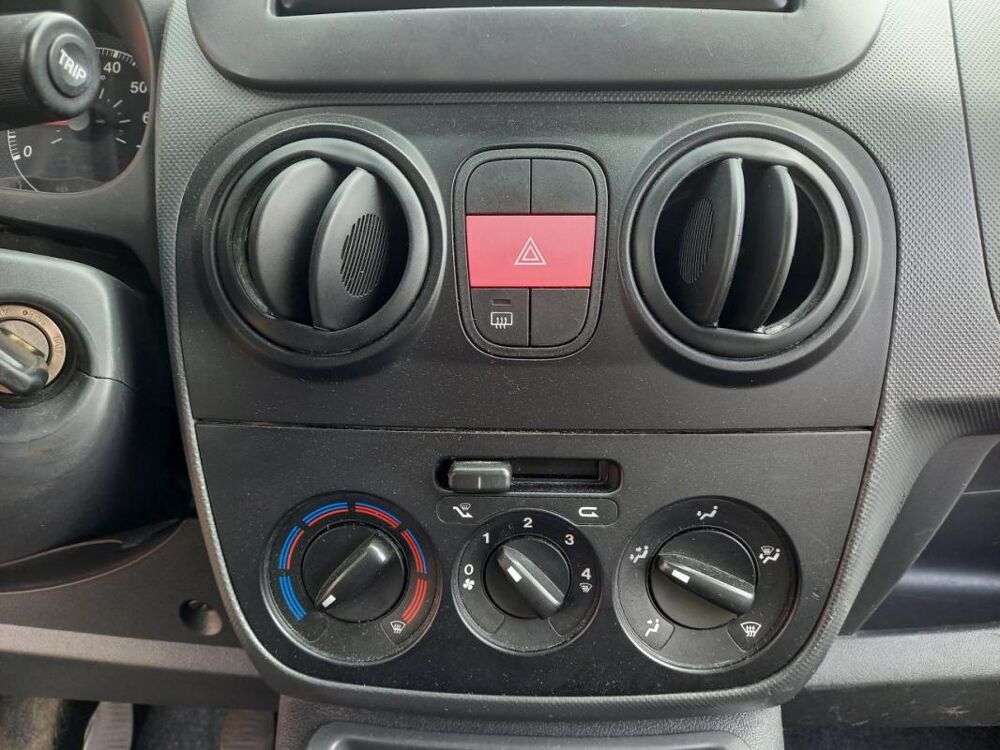 Bipper tepee 1.4i 75 CH COMBI Access 2010 occasion 14650 Carpiquet