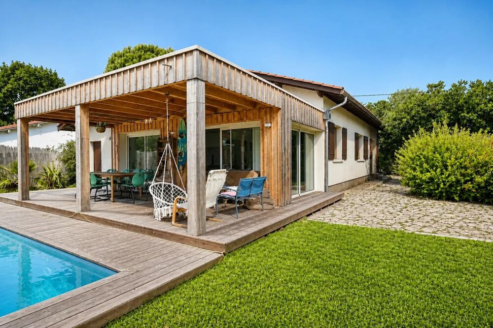Vente Maison Maison de 7 pièces de 140 m² à Arès Emplacement d'exception Ares