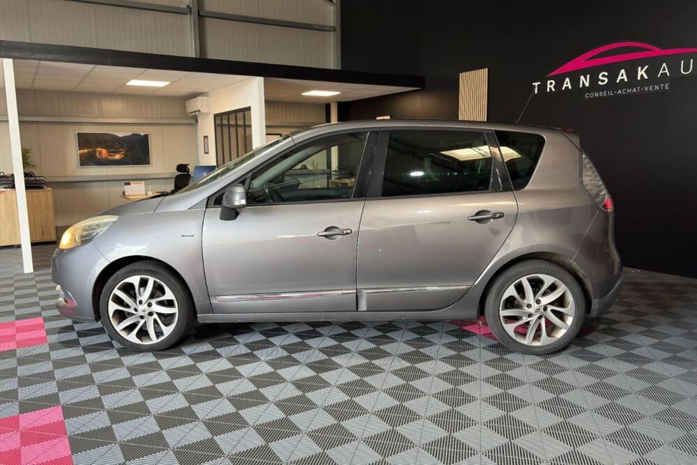 Sc&eacute;nic III dCi 130 Energy FAP eco2 SL Lounge 2015 occasion 85190 Venansault