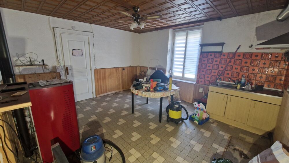Maison à Waville F4 de 90 M2 avec jardin / parking et dépendance