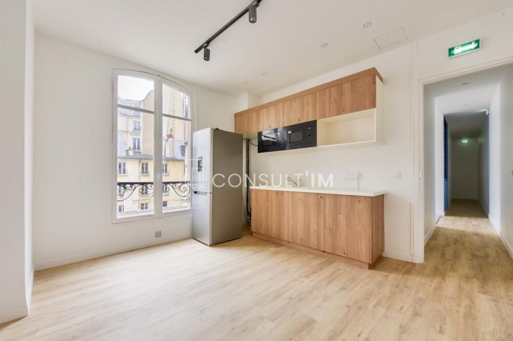   Bureaux climatisés à louer de 171m² au coeur du 8ème arrondissement Paris 8